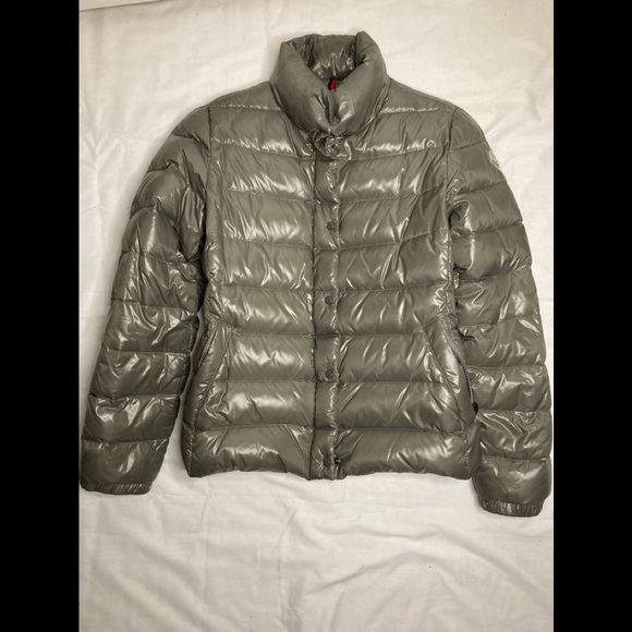 Moncler - Picture 1 of 9